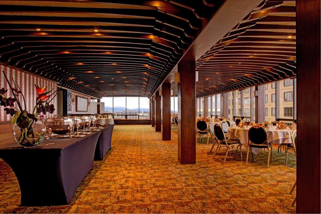 The Hotel Captain Cook Анкъридж Съоръжения снимка