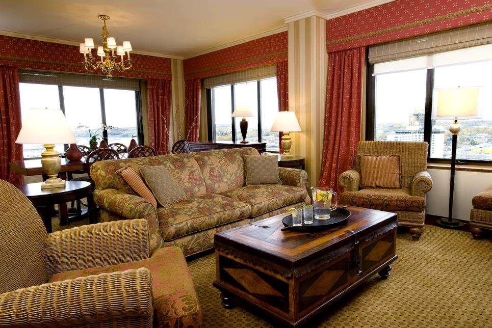 The Hotel Captain Cook Анкъридж Стая снимка