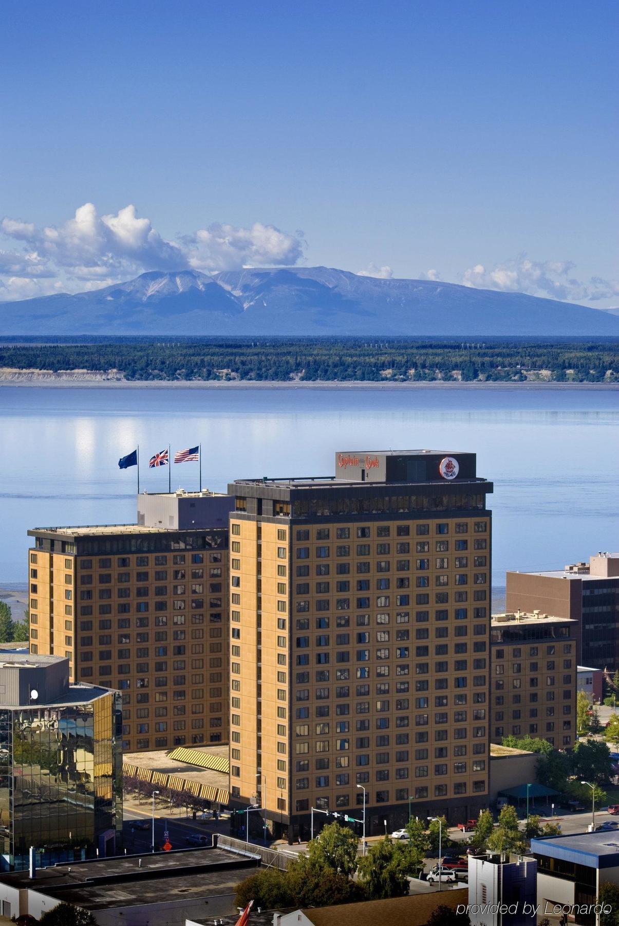 The Hotel Captain Cook Анкъридж Екстериор снимка